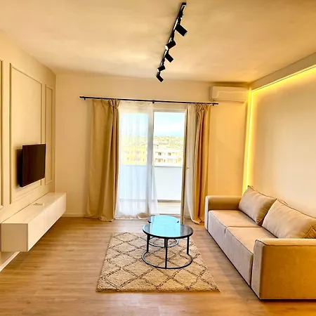 Premium * Durrës